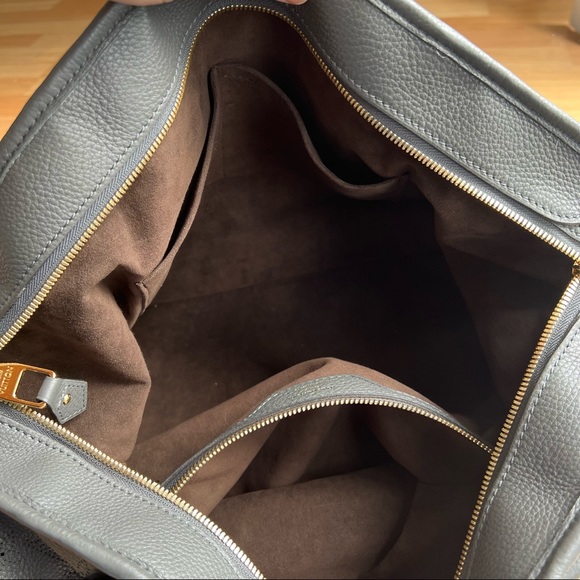 Authentic Louis Vuitton Mahina Stellar GM in Anthracite - Picture 15 of 16